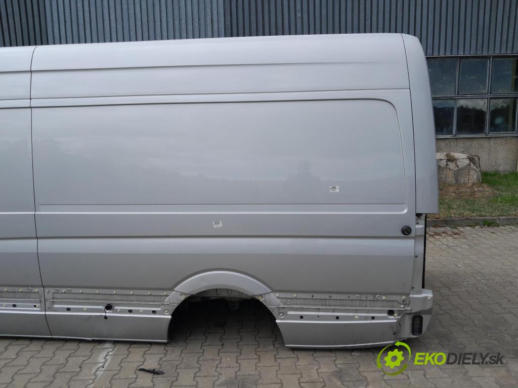 Mercedes Sprinter 2016 Strana: Vľavo: