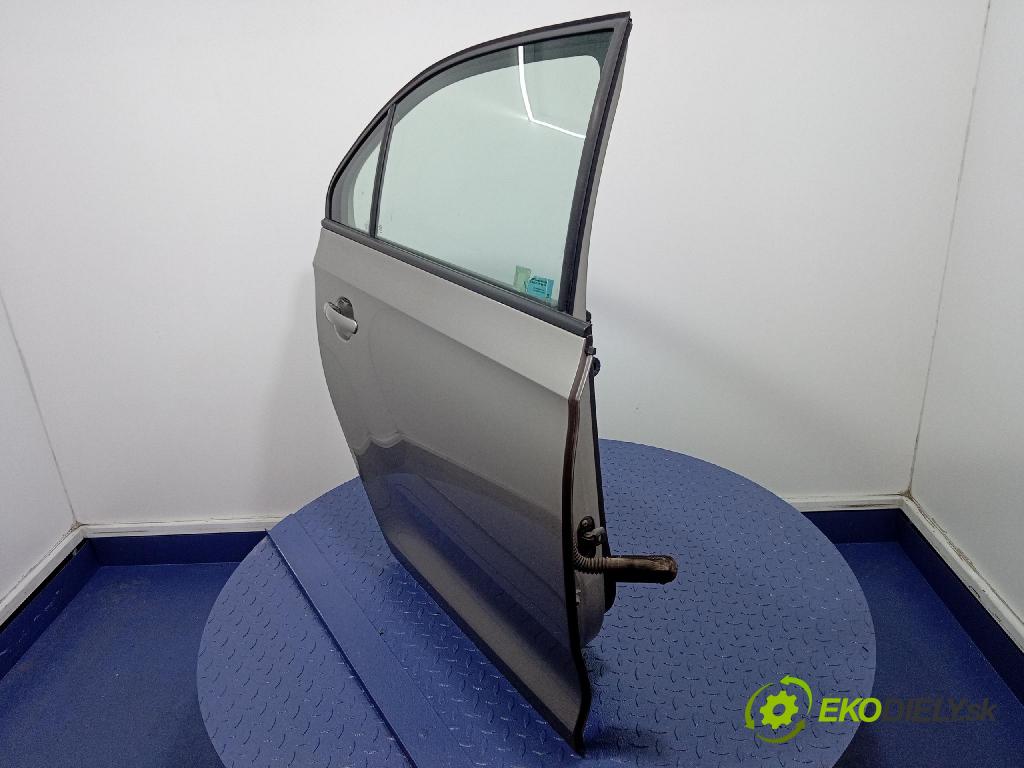 Seat Toledo 2016 dveře Zad: prave
