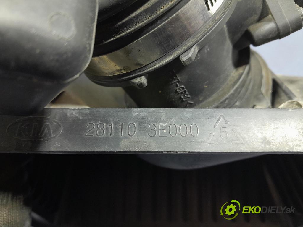 Kia Sorento 2004 obal Filtre: Vzduch: 28110-3E000