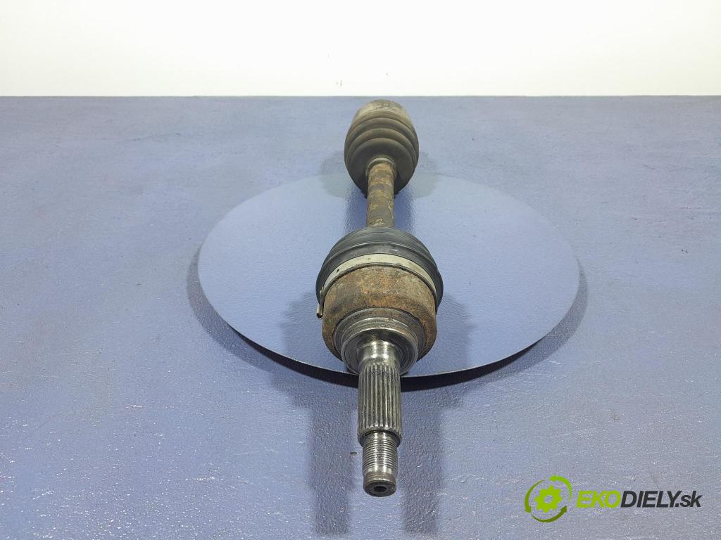 Kia Sorento 2004 poloos Prava: Predné