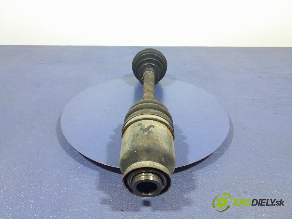 Kia Sorento 2004 poloos Prava: Predné 