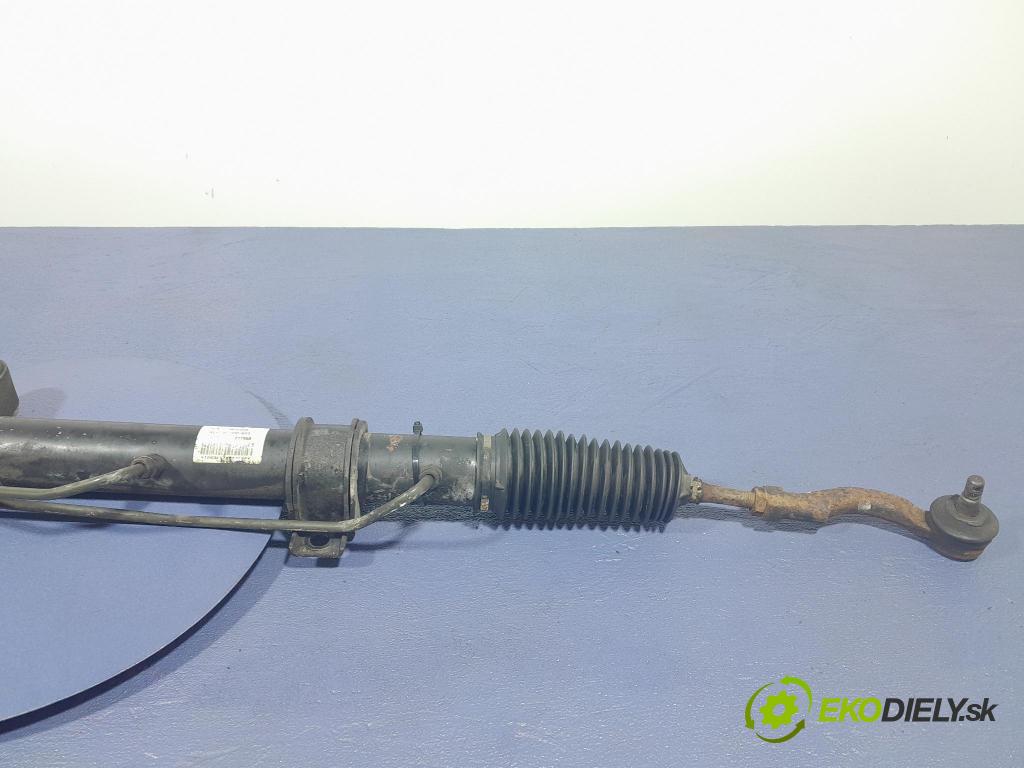 Kia Sorento 2004 Ozubené kolo: volant 577003E000