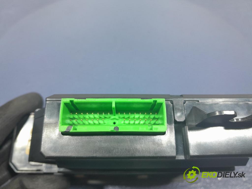 Volvo S60 2001 prepínač Okná: 8682836