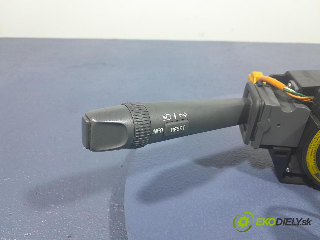 Volvo S60 2001 prepínač Komplex: 8666597