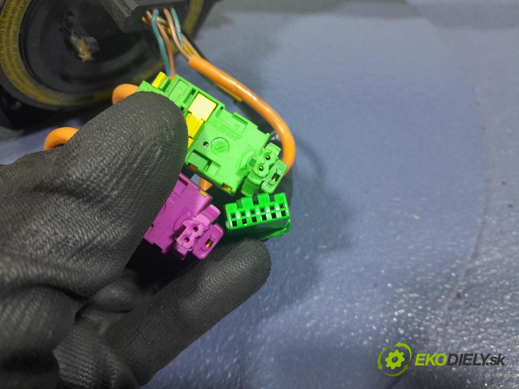 Volvo S60 2001 prepínač Komplex: 8666597