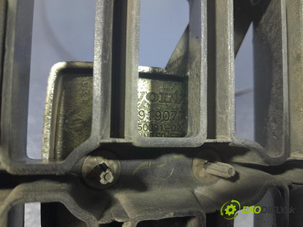 Volvo S60 2001 miežka / Gril: 9190740