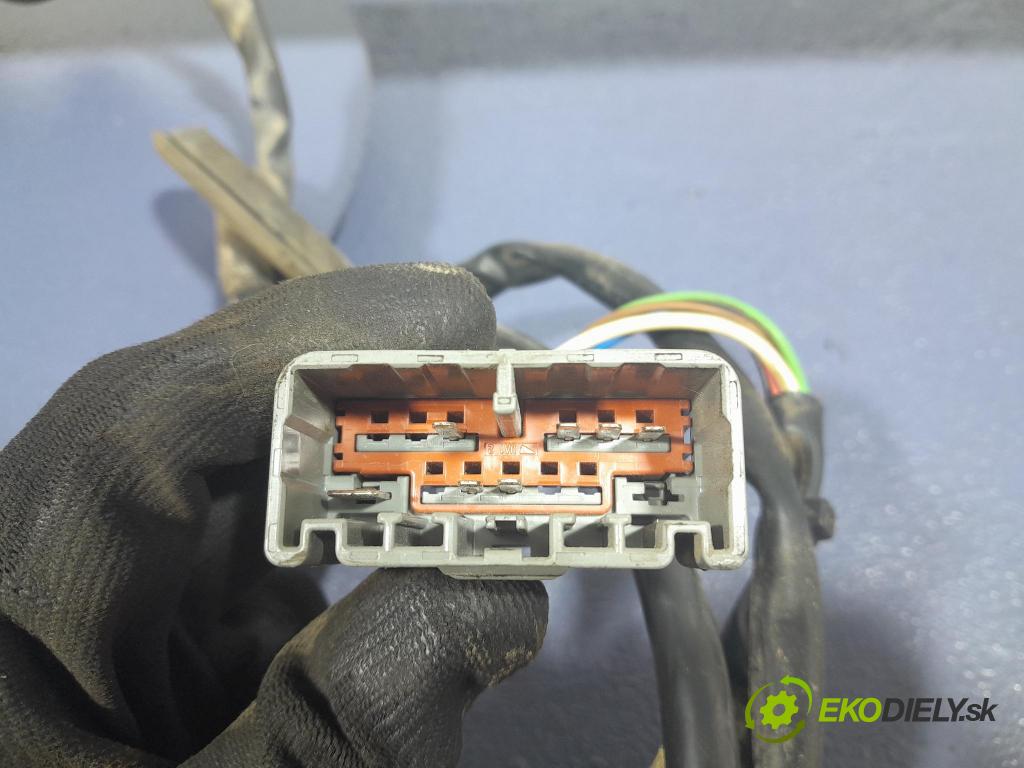 Volvo S60 2001 Hák: Do Prívesy: 