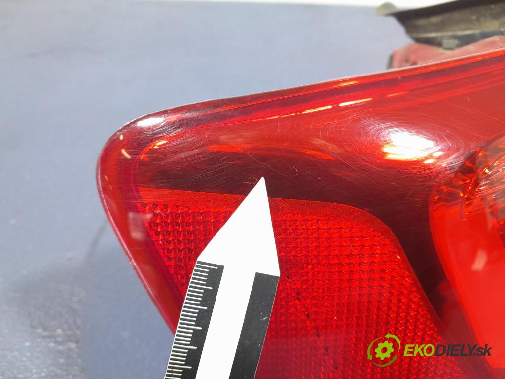 Audi A6 2011 svetlo / reflektor zad ľavá Vonkajsia: 4G9945095B