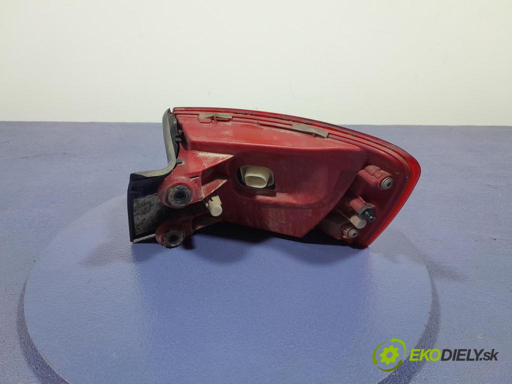 Audi A6 2011 svetlo / reflektor zad ľavá Vonkajsia: 4G9945095B