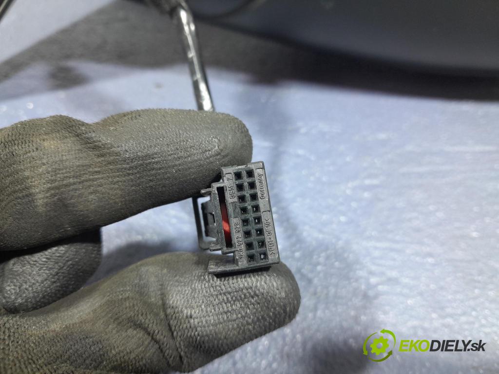 Audi A6 2011 zpětné zrcátko prave