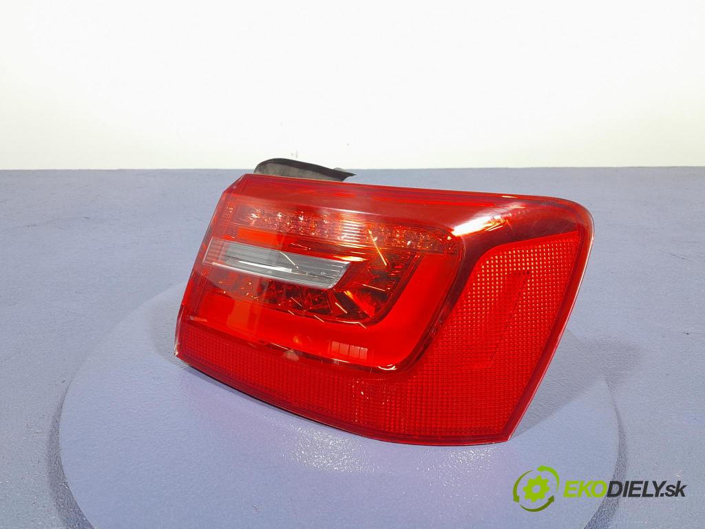 Audi A6 2011 svetlo / reflektor zad Prava: Vonkajsia: 4G9945096B