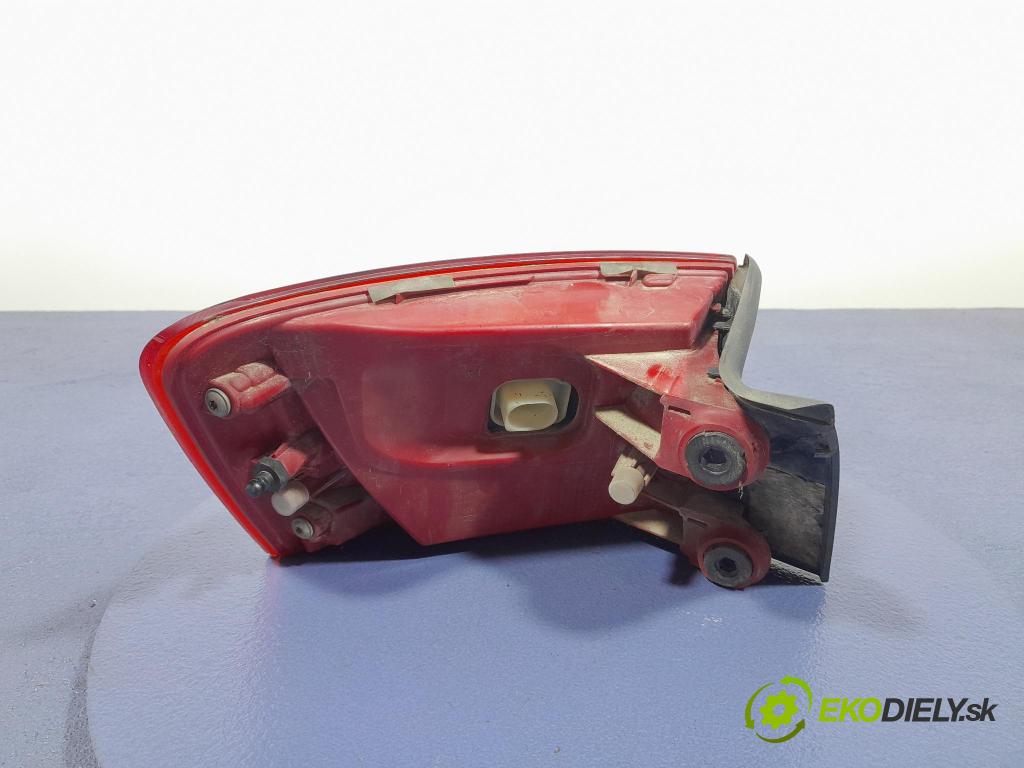 Audi A6 2011 svetlo / reflektor zad Prava: Vonkajsia: 4G9945096B