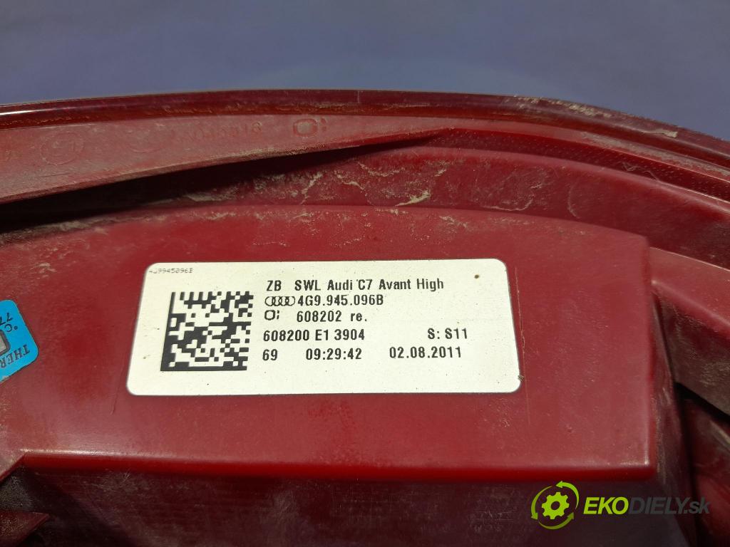 Audi A6 2011 svetlo / reflektor zad Prava: Vonkajsia: 4G9945096B