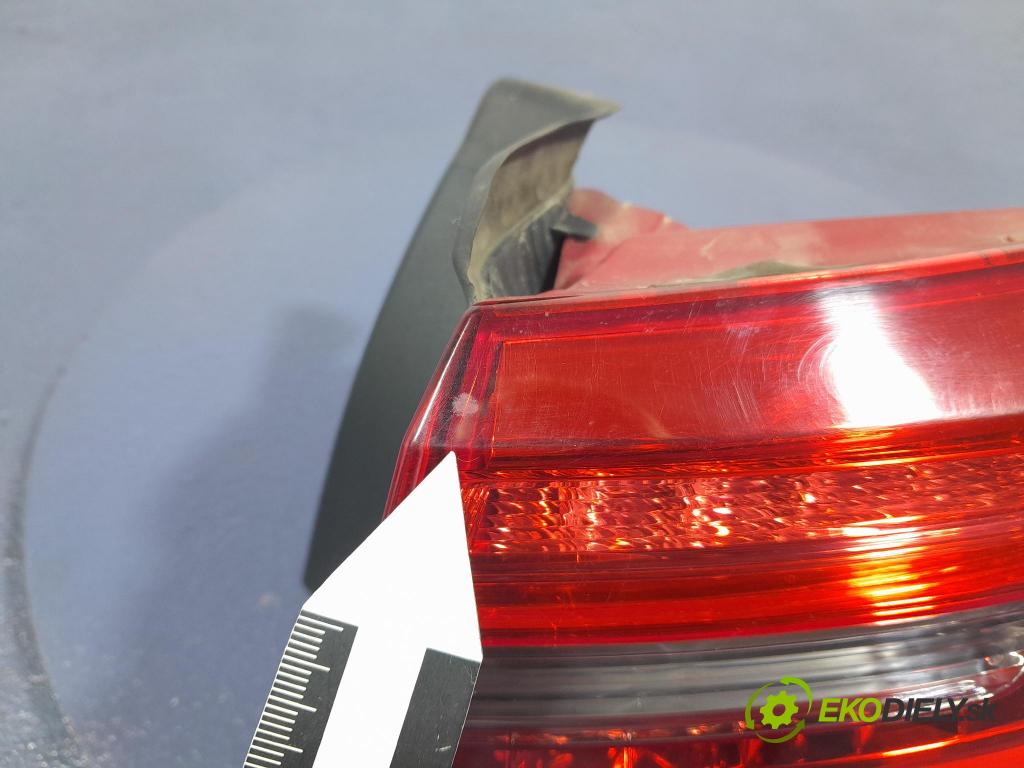 Audi A6 2011 svetlo / reflektor zad Prava: Vonkajsia: 4G9945096B