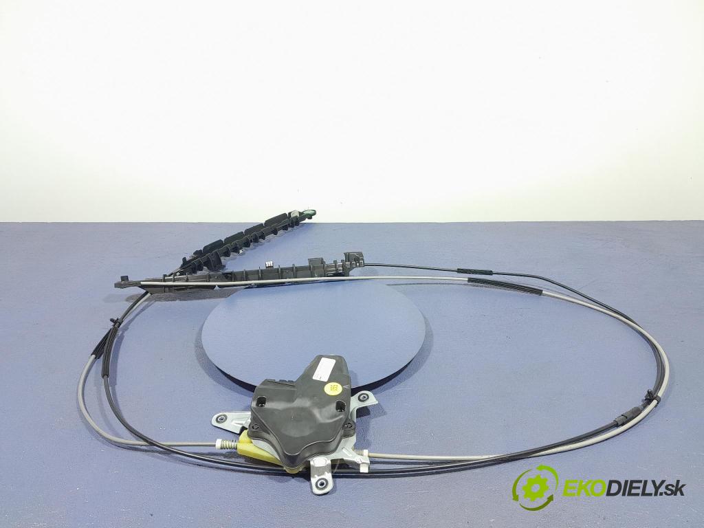 Audi A6 2011 roleta 4G9863560