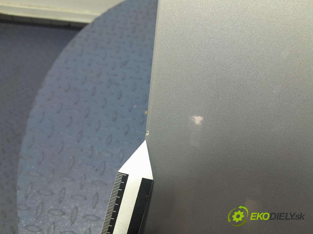 Mercedes Sprinter 2016 dveře Zad: prave