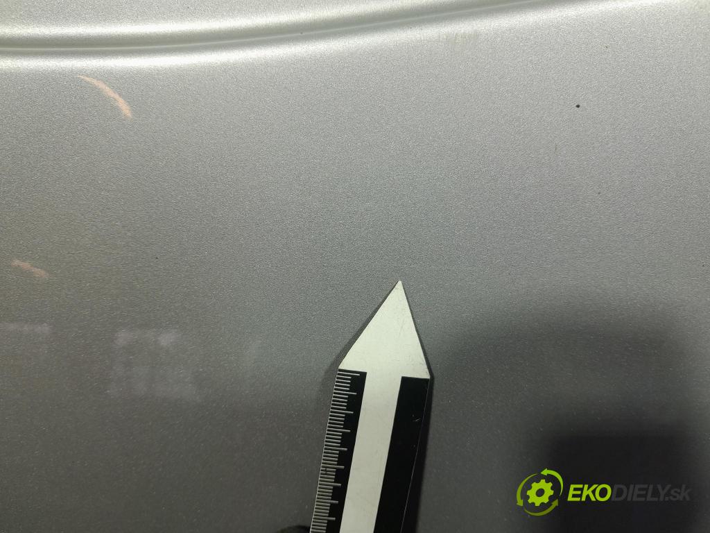 Mercedes Sprinter 2016 dveře Zad: prave