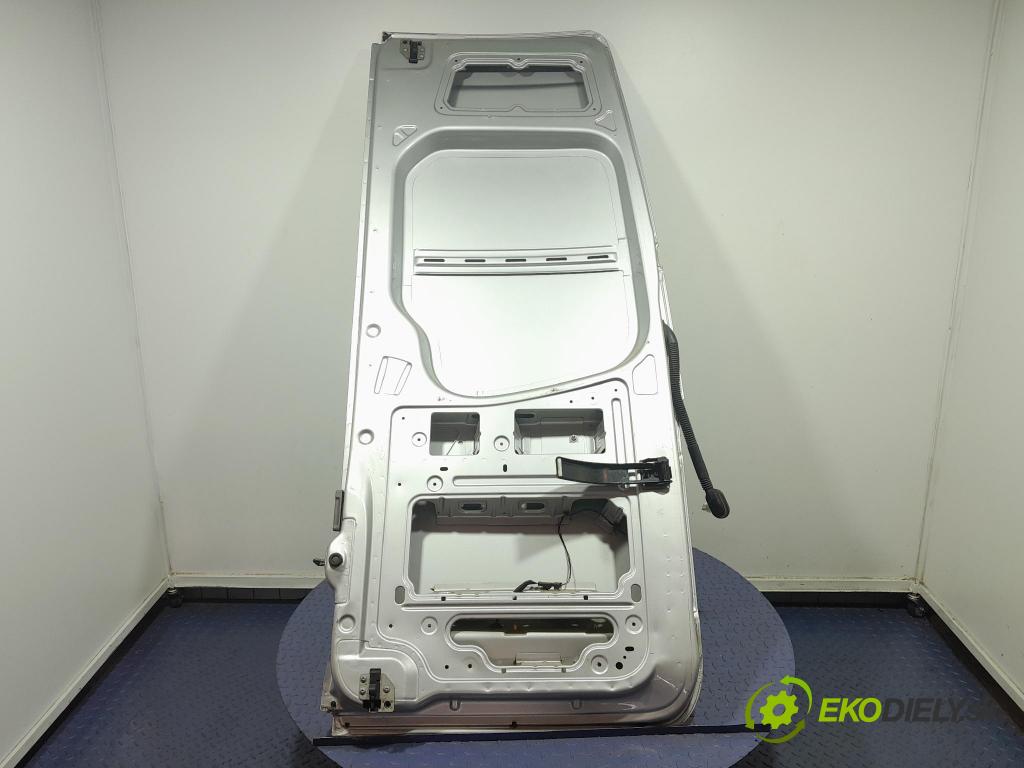 Mercedes Sprinter 2016 dveře Zad: Vlevo, odjet: 