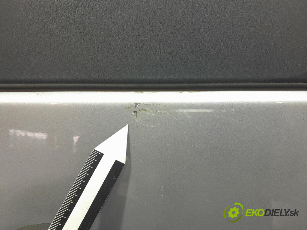 Mercedes Sprinter 2016 dveře před Vlevo, odjet: