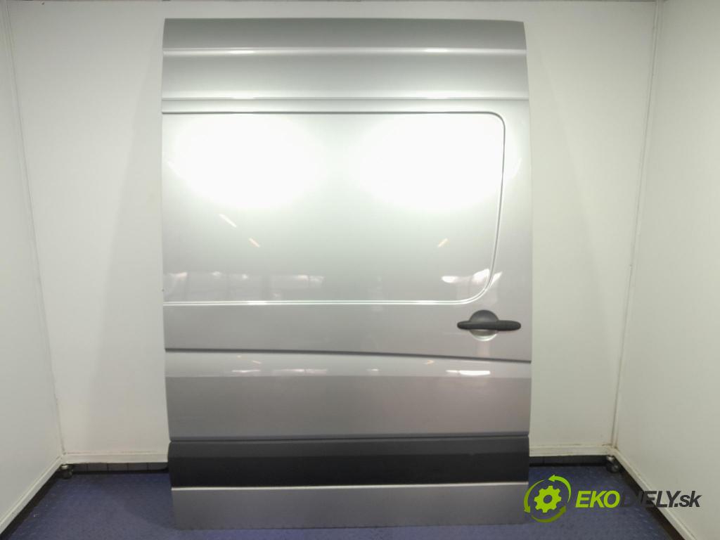 Mercedes Sprinter 2016 dvere Strana: Posuvné: pravé