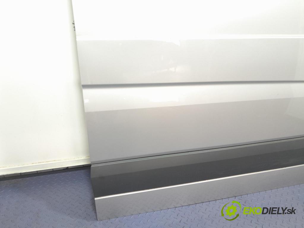 Mercedes Sprinter 2016 dvere Strana: Posuvné: pravé