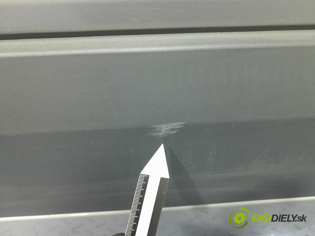 Mercedes Sprinter 2016 dvere Strana: Posuvné: pravé