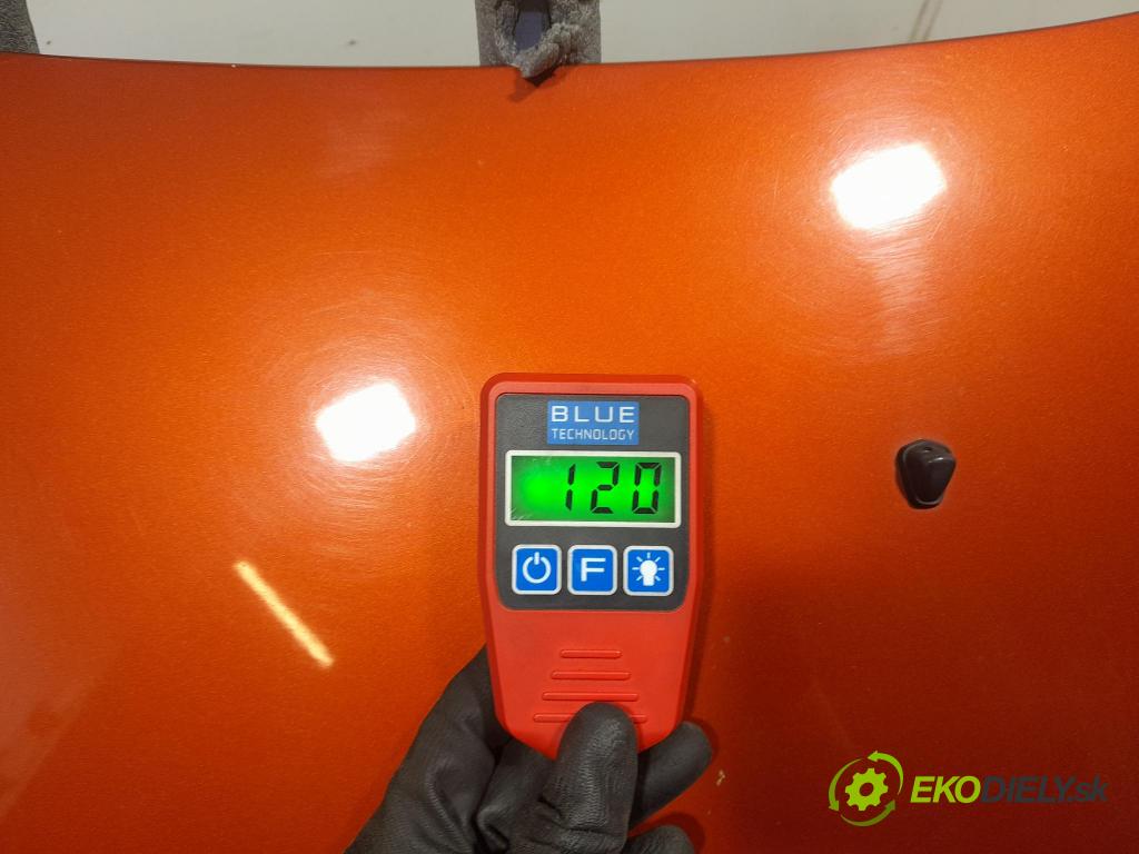 Suzuki Swift 2007 kapota přední: