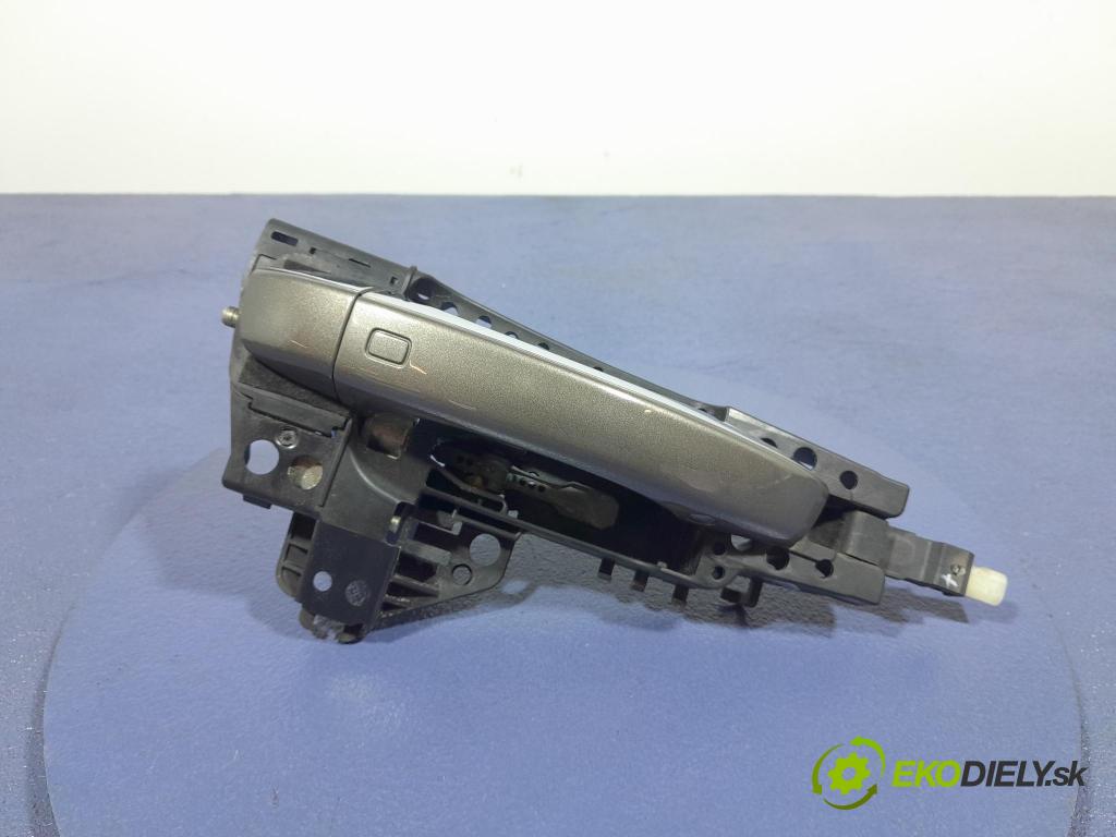 Audi A6 2011 rukoväť Predné Prava: