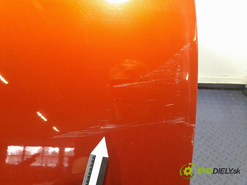 Suzuki Swift 2007 dvere Predné pravé