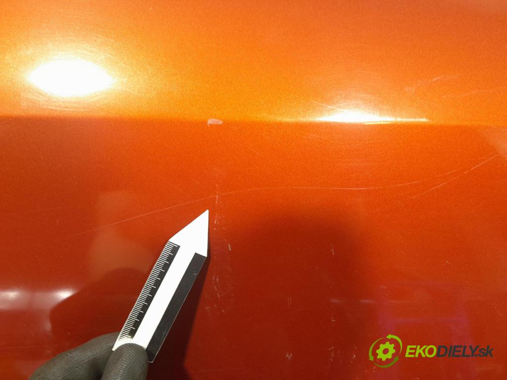 Suzuki Swift 2007 dvere Predné pravé