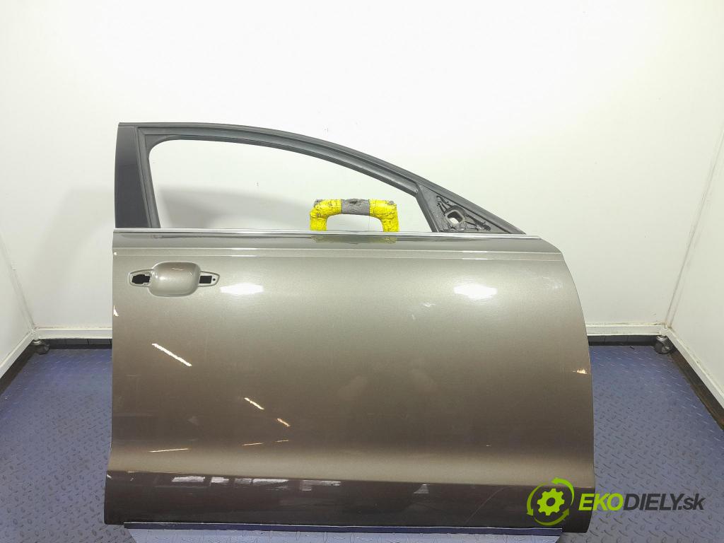 Audi A6 2011 dveře před prave