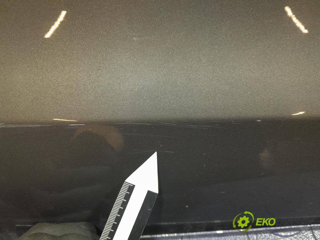 Audi A6 2011 dveře před prave