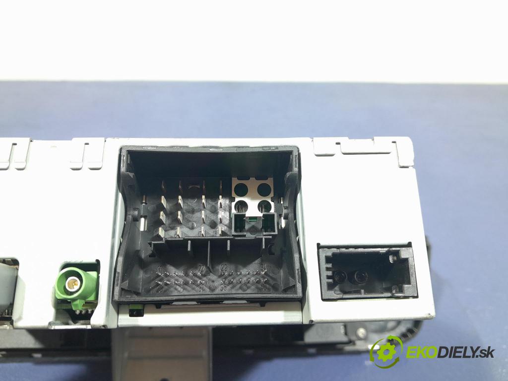 Audi A6 2011 Radio I Navigace: 4G0035666C