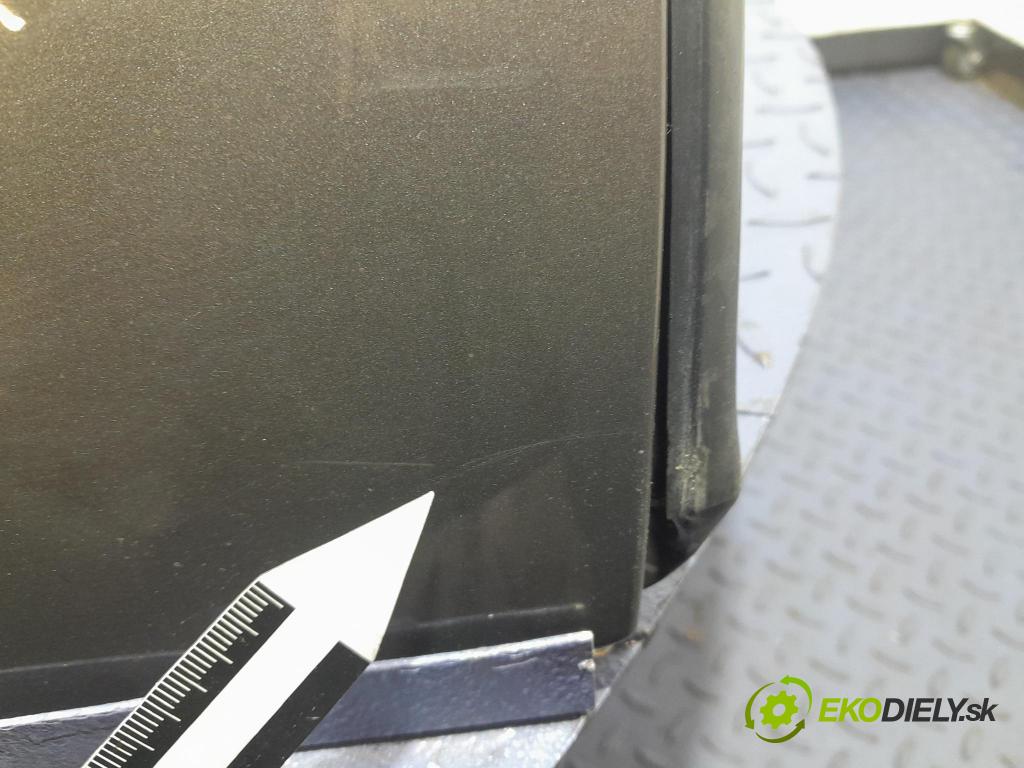 Audi A6 2011 dvere zad pravé