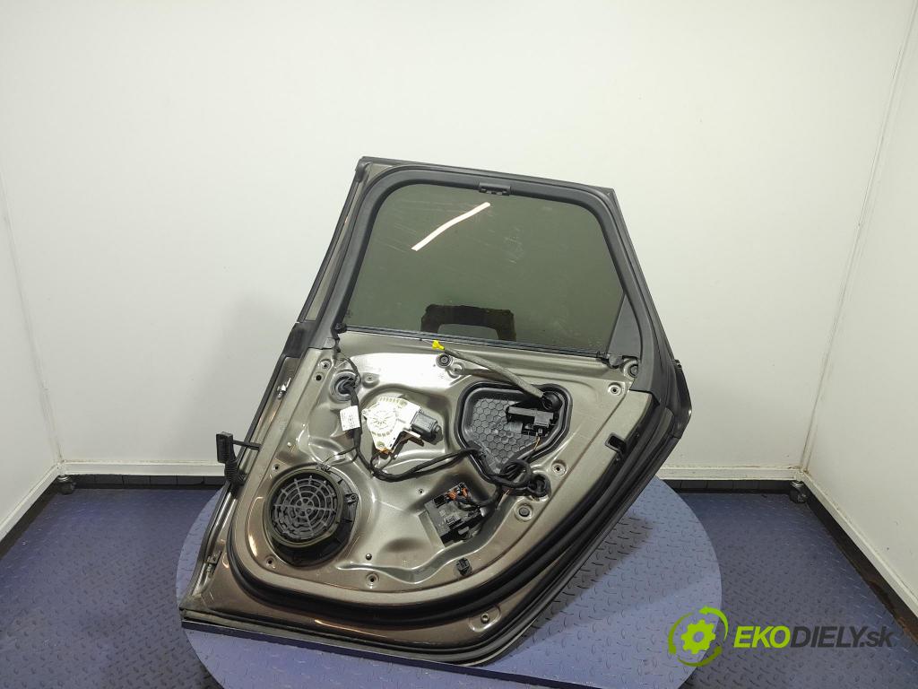 Audi A6 2011 dveře Zad: prave 