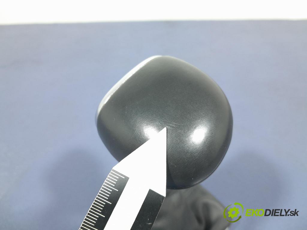 Audi A6 2011 Páka: Zmeny: 4G1713139R