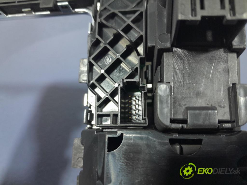 Audi A6 2011 prepínač 4G1919610A