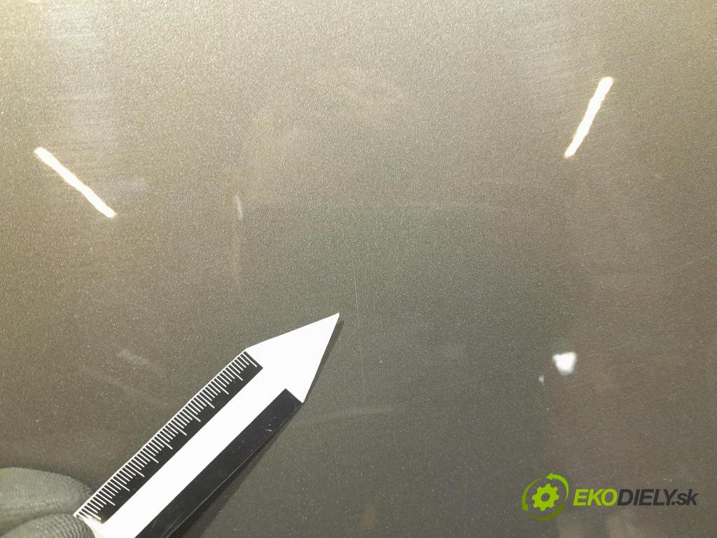 Audi A6 2011 dvere zad Vľavo: