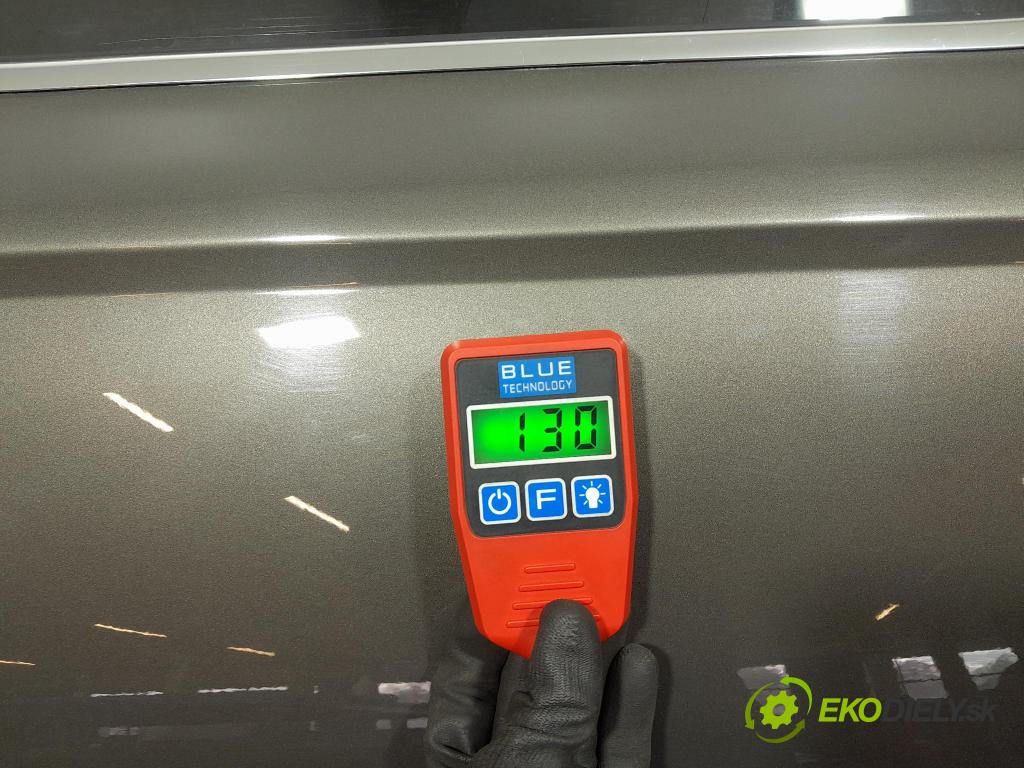 Audi A6 2011 dvere zad Vľavo: