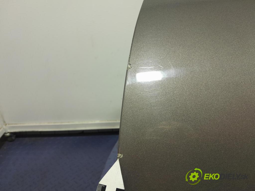 Audi A6 2011 dvere Predné Vľavo: