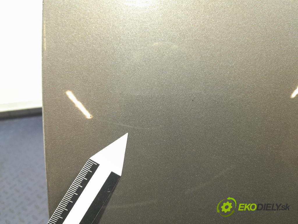 Audi A6 2011 dvere Predné Vľavo: