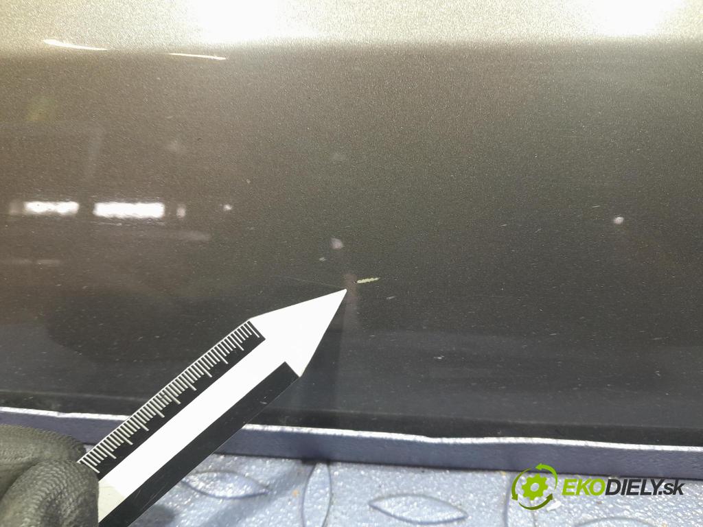 Audi A6 2011 dvere Predné Vľavo: