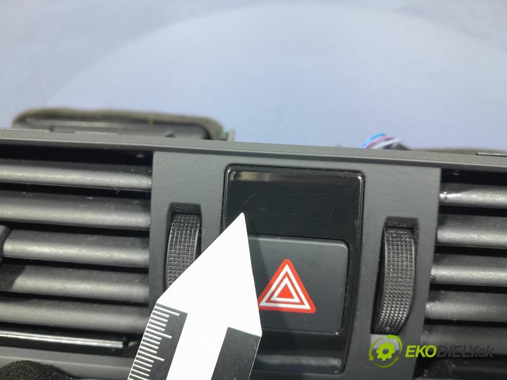 Audi A6 2011 Mřížky Proud vzduchu Vzduch: 9025900