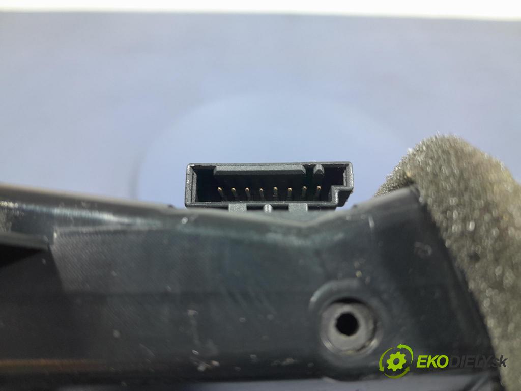 Audi A6 2011 Mřížky Proud vzduchu Vzduch: 9025900