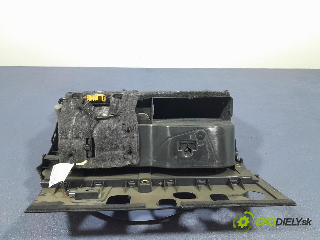 Audi A6 2011 kastlík 4G1857035A