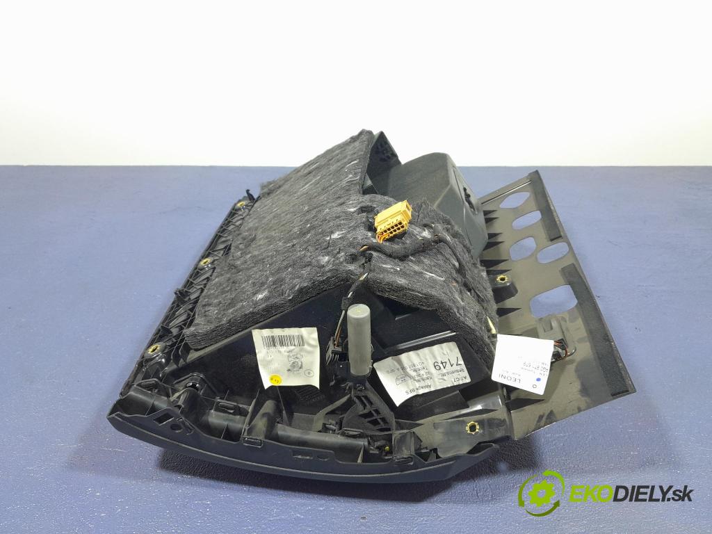 Audi A6 2011 kastlík 4G1857035A