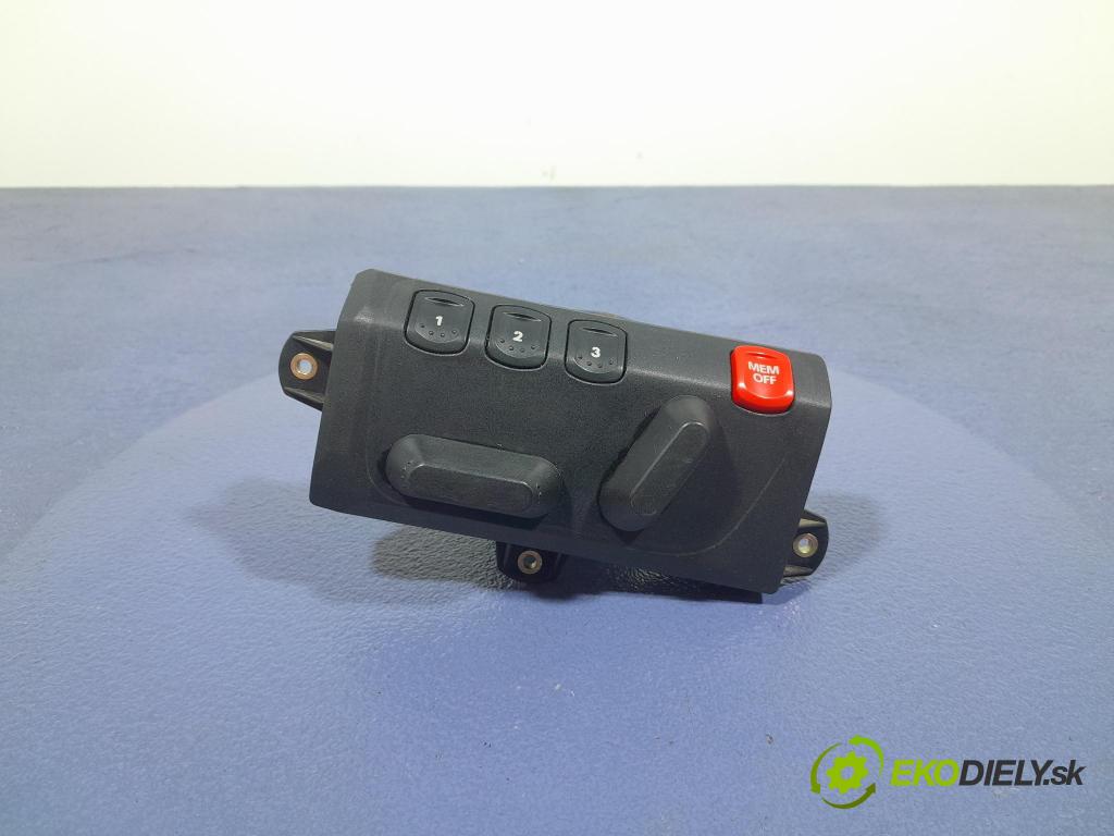 Seat Leon 2001 prepínač Foto: 3B0959765A