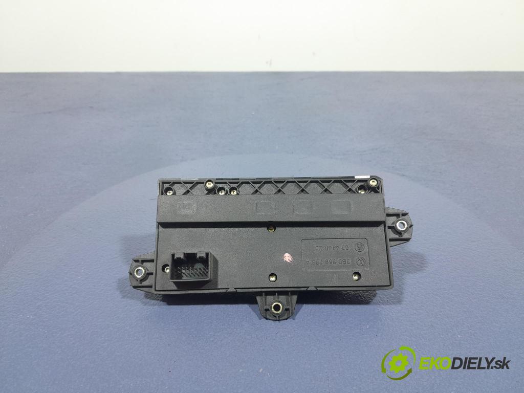 Seat Leon 2001 prepínač Foto: 3B0959765A