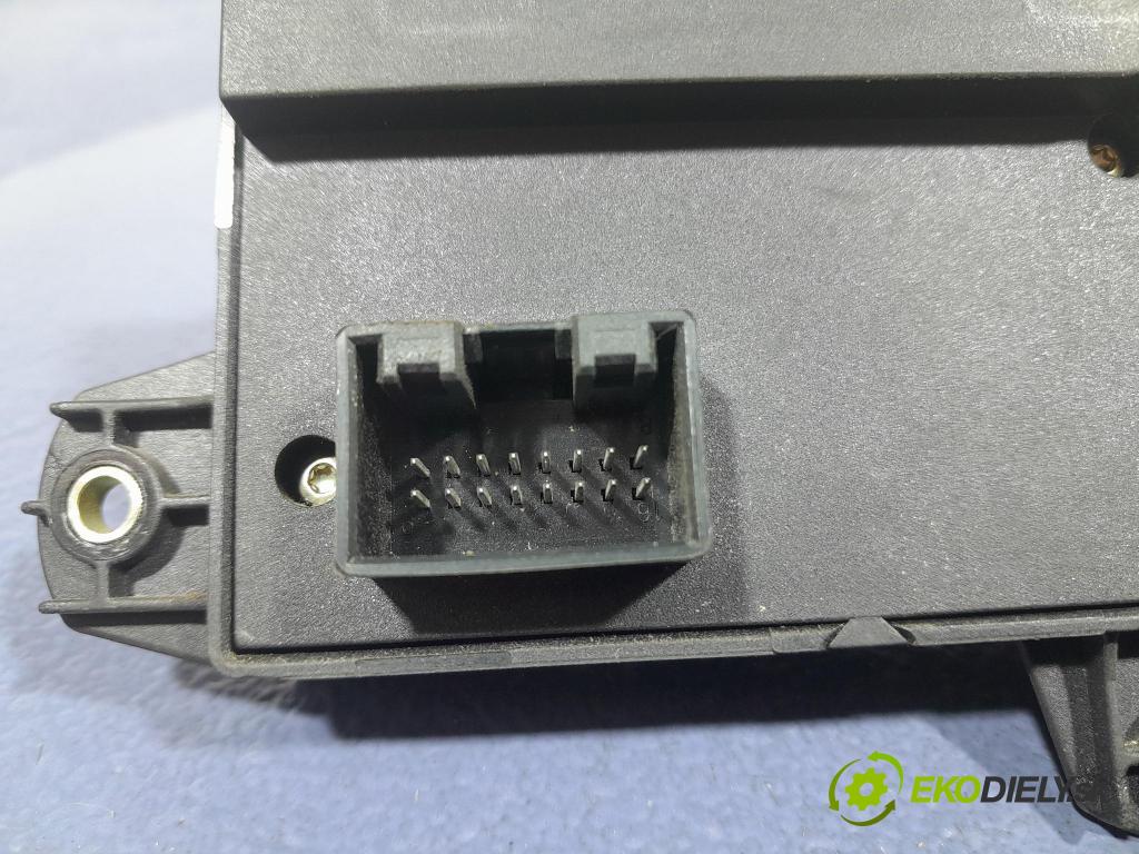 Seat Leon 2001 prepínač Foto: 3B0959765A