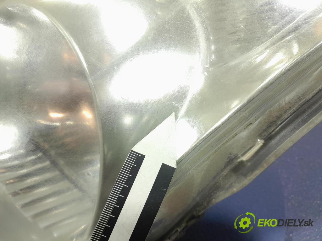 Suzuki Swift 2007 světlo Levý: 35300-62J11